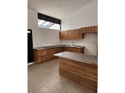 Casa de 3 alcobas en venta en Belen Rosales, Medellín, 160 m² · foto 6 de 17