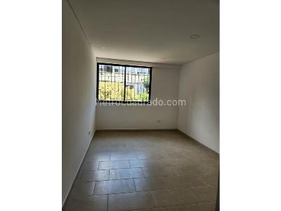 Casa de 3 alcobas en venta en Belen Rosales, Medellín, 160 m² · foto 7 de 17