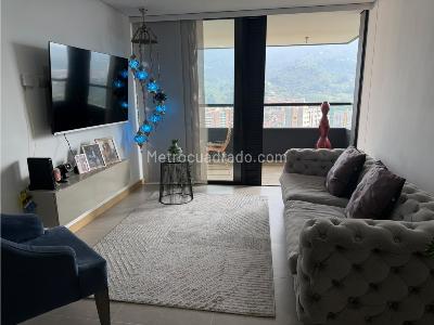 Apartamento de 3 alcobas en venta en Loma De Las Brujas, Envigado, 101 m² · foto 4 de 20