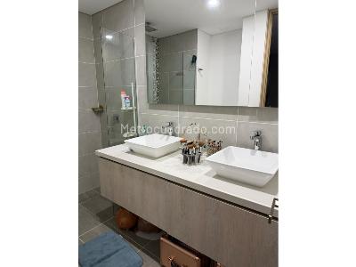 Apartamento de 3 alcobas en venta en Loma De Las Brujas, Envigado, 101 m² · foto 17 de 20