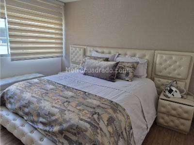 Apartamento en venta en Loma Del Chocho, Envigado · foto 8 de 12