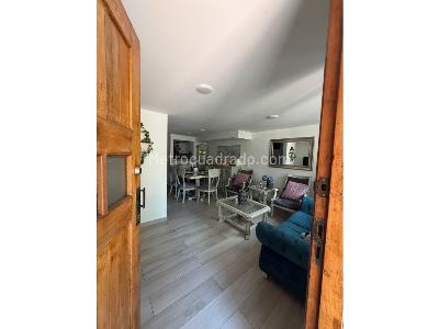 Casa de 3 alcobas en venta en San German, Medellín, 123 m² · foto 3 de 20
