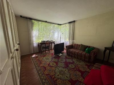 Apartamento de 3 alcobas en venta en El Poblado, Medellín, 188 m² · foto 15 de 20