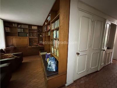 Apartamento de 3 alcobas en venta en El Poblado, Medellín, 188 m² · foto 17 de 20