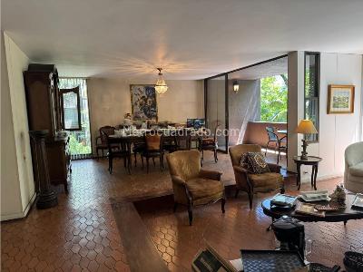 Apartamento de 3 alcobas en venta en El Poblado, Medellín, 188 m² · foto 19 de 20