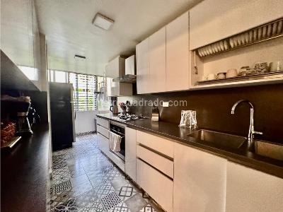 Apartamento de 3 alcobas en venta en La Aguacatala, Medellín, 310 m² · foto 9 de 20
