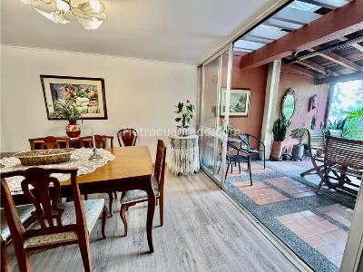 Apartamento de 3 alcobas en venta en La Aguacatala, Medellín, 310 m² · foto 12 de 20