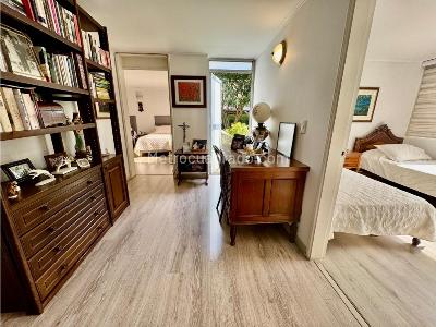 Apartamento de 3 alcobas en venta en La Aguacatala, Medellín, 310 m² · foto 17 de 20