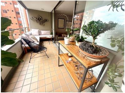 Apartamento de 3 alcobas en venta en El Poblado, Medellín, 111 m² · foto 7 de 14