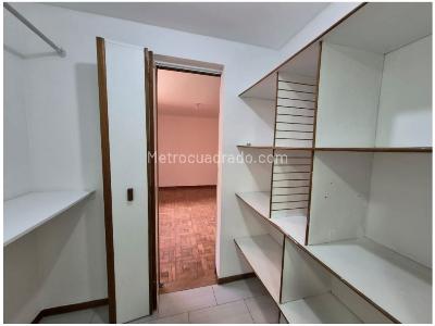 Apartamento de 3 alcobas en venta en Castropol, Medellín, 95 m² · foto 10 de 12