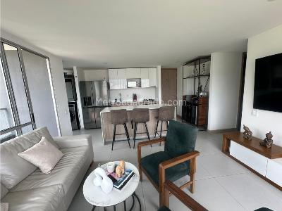 Apartamento de 3 alcobas en venta en Aves Marias, Sabaneta, 78 m² · foto 3 de 20