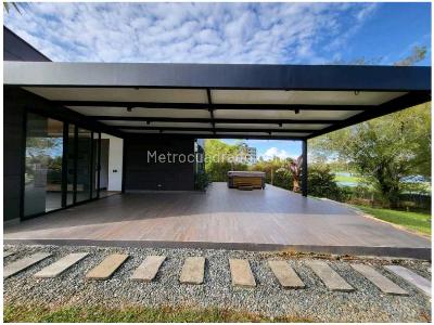 Casa de 4 alcobas en venta en Llano Grande, Rionegro, 1875 m² · foto 11 de 20
