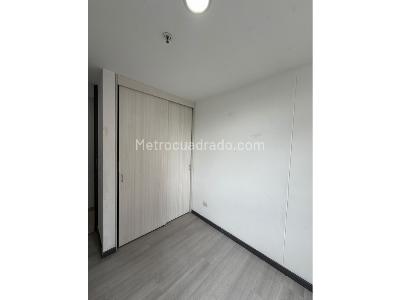 Apartamento de 3 alcobas en venta en San German, Medellín, 78 m² · foto 10 de 20