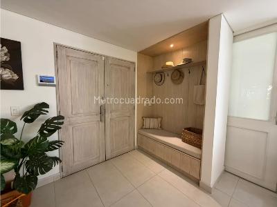 Apartamento de 3 alcobas en venta en El Poblado, Medellín, 307 m² · foto 13 de 20