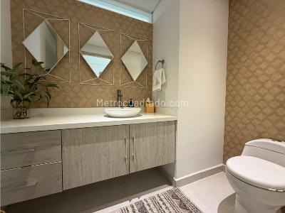 Apartamento de 3 alcobas en venta en El Poblado, Medellín, 307 m² · foto 17 de 20