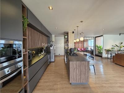 Apartamento de 3 alcobas en venta en El Poblado, Medellín, 188 m² · foto 18 de 20