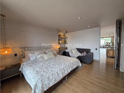 Apartamento de 3 alcobas en venta en El Poblado, Medellín, 188 m² · foto 7 de 20