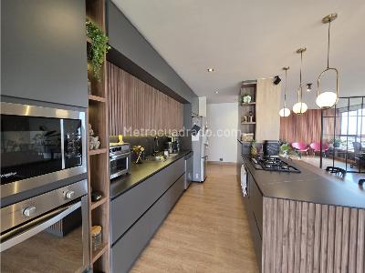 Apartamento de 3 alcobas en venta en El Poblado, Medellín, 188 m² · foto 9 de 20