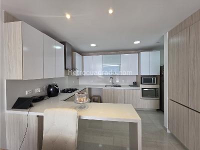 Apartamento en venta en Loma De Benedictinos, Envigado · foto 16 de 20