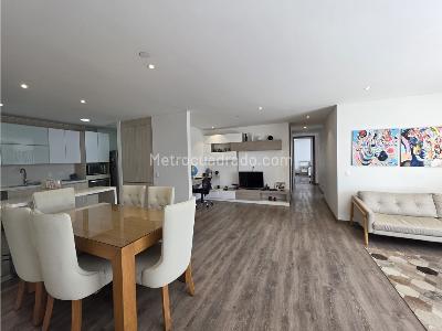 Apartamento en venta en Loma De Benedictinos, Envigado · foto 3 de 20