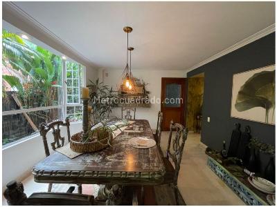 Casa de 3 alcobas en venta en Loma Benedictinos, Envigado, 318 m² · foto 19 de 20