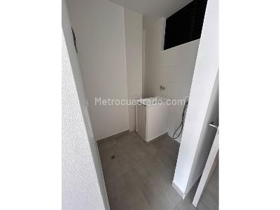 Apartamento de 3 alcobas en venta en San German, Medellín, 83 m² · foto 12 de 17