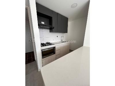 Apartamento de 3 alcobas en venta en San German, Medellín, 83 m² · foto 5 de 17