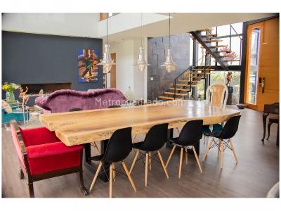 Casa de 4 alcobas en venta en Las Palmas, Envigado, 1603 m² · foto 2 de 12