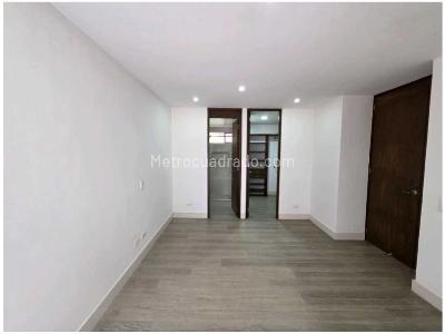Apartamento de 3 alcobas en venta en Loma Del Chocho, Envigado, 149 m² · foto 10 de 20