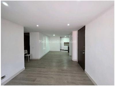 Apartamento de 3 alcobas en venta en Loma Del Chocho, Envigado, 149 m² · foto 3 de 20