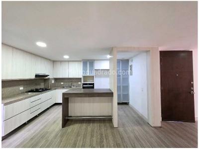 Apartamento de 3 alcobas en venta en Loma Del Chocho, Envigado, 149 m² · foto 5 de 20