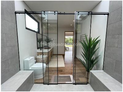 Casa de 4 alcobas en venta en Las Palmas, Medellín · foto 16 de 20