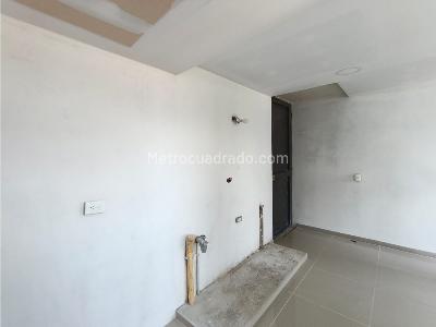 Apartamento de 3 alcobas en venta en Maria Auxiliadora, Sabaneta, 55 m² · foto 4 de 15