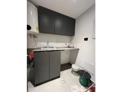 Apartamento en venta en El Poblado, Medellín · foto 7 de 9