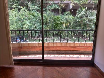 Casa de 3 alcobas en venta en El Poblado, Medellín, 253 m² · foto 15 de 20