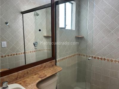 Casa de 3 alcobas en venta en El Poblado, Medellín, 253 m² · foto 20 de 20