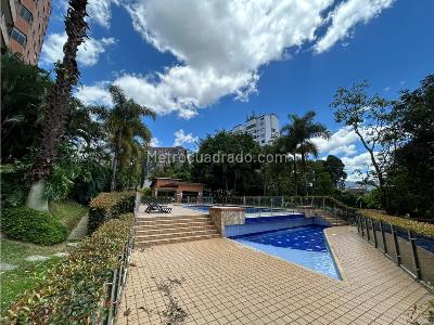 Apartamento de 3 alcobas en venta en El Poblado, Medellín, 128 m² · foto 11 de 15