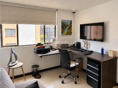 Apartamento de 3 alcobas en venta en El Poblado, Medellín, 128 m² · foto 2 de 15