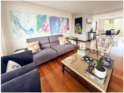 Apartamento de 3 alcobas en venta en El Poblado, Medellín, 244 m² · foto 2 de 20
