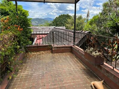 Casa en venta en Loma De Las Brujas, Envigado · foto 2 de 20