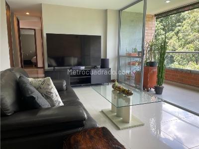 Apartamento de 3 alcobas en venta en Loma Del Chocho, Envigado, 124 m² · foto 2 de 20