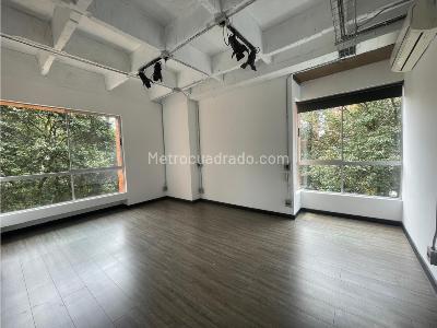Apartamento de 3 alcobas en venta en San Lucas, Medellín, 128 m² · foto 2 de 16