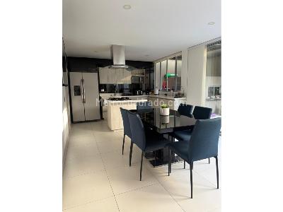 Casa de 4 alcobas en venta en Gualanday, Rionegro, 170 m² · foto 2 de 20