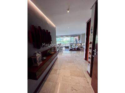 Apartamento en venta en El Poblado, Medellín · foto 5 de 19