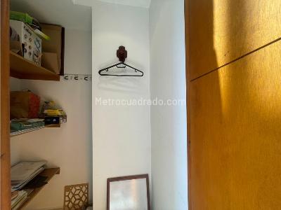 Apartaestudio en venta en La Frontera, Envigado, 53 m² · foto 8 de 20