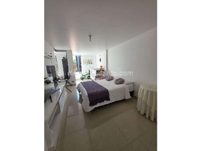 Casa de 5 alcobas en venta en Loma De Las Brujas, Envigado, 204 m² · foto 14 de 15