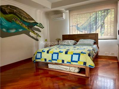Casa de 4 alcobas en venta en El Poblado, Medellín, 266 m² · foto 10 de 20