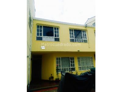Casa de 3 alcobas en venta en Modelia, Bogotá, 120 m² · foto 2 de 20