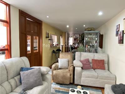 Casa de 5 alcobas en venta en Fuentes Del Dorado, Bogotá, 120 m² · foto 17 de 20