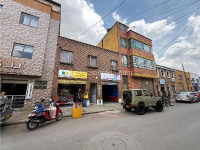 Casa de 5 alcobas en venta en Ricaurte, Bogotá, 370 m² · foto 2 de 20